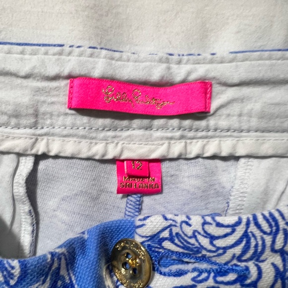 Lilly Pulitzer Blue Floral Shorts - Picture 2 of 3